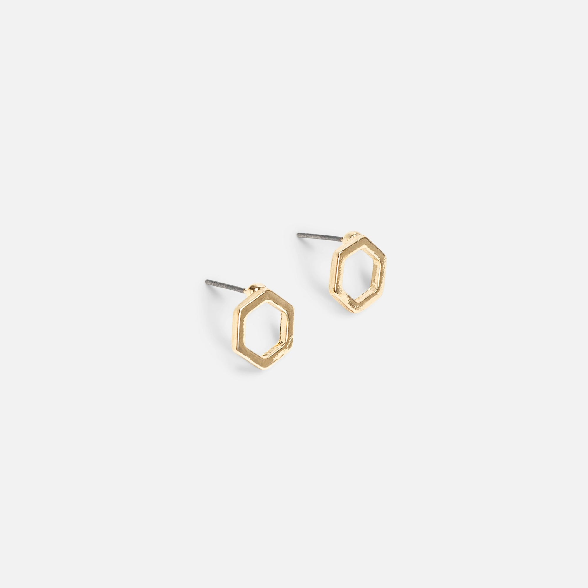 Set of three fixed earrings and rings with marble details 