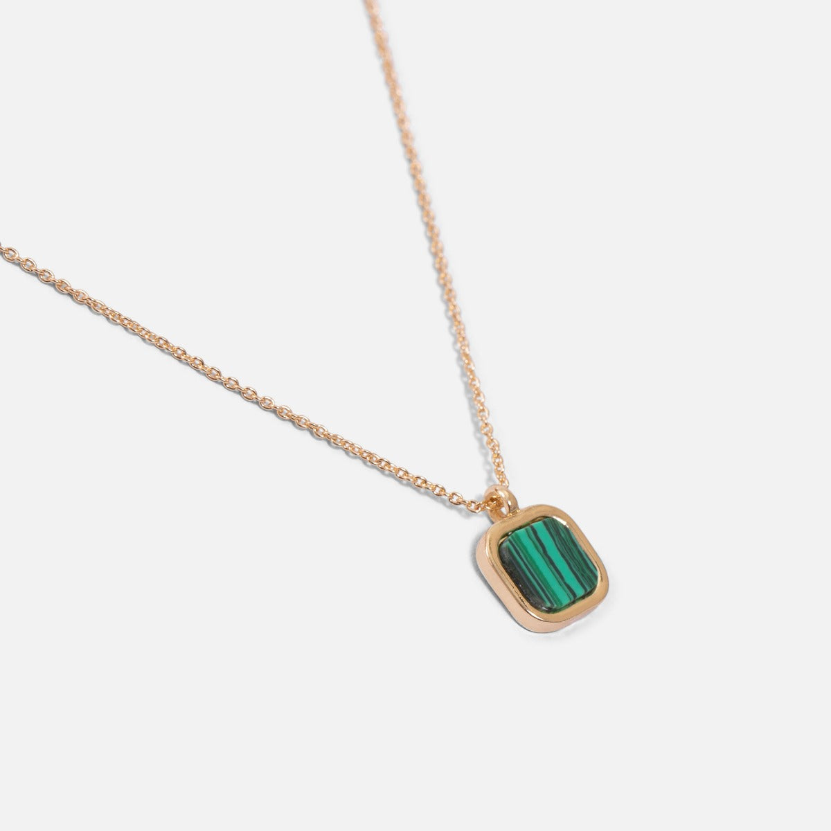 Pendentif doré pierre « malachite »