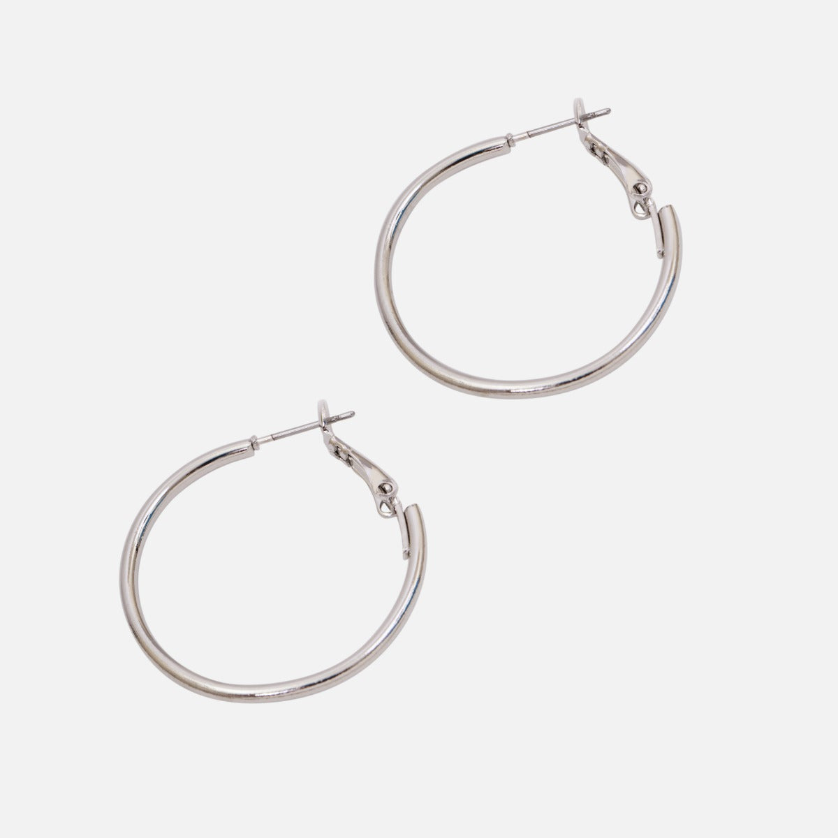 Silver set of sandblast hoops and fixed earrings