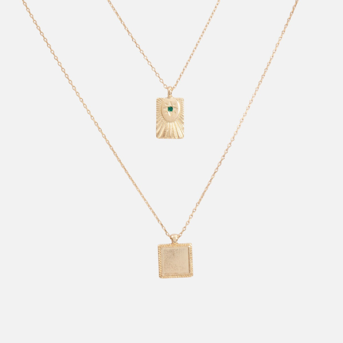 Double golden pendant with square and star medallions