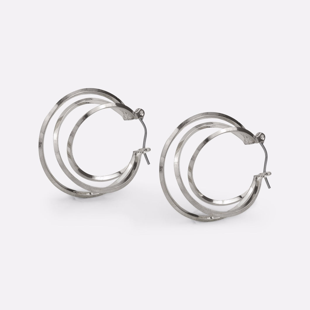 Silvered earrings with three hoops