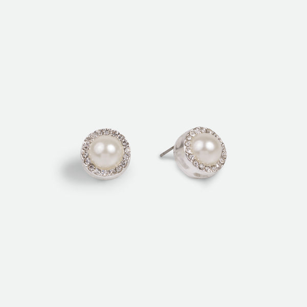 Load image into Gallery viewer, Earrings with a pearl and stones
