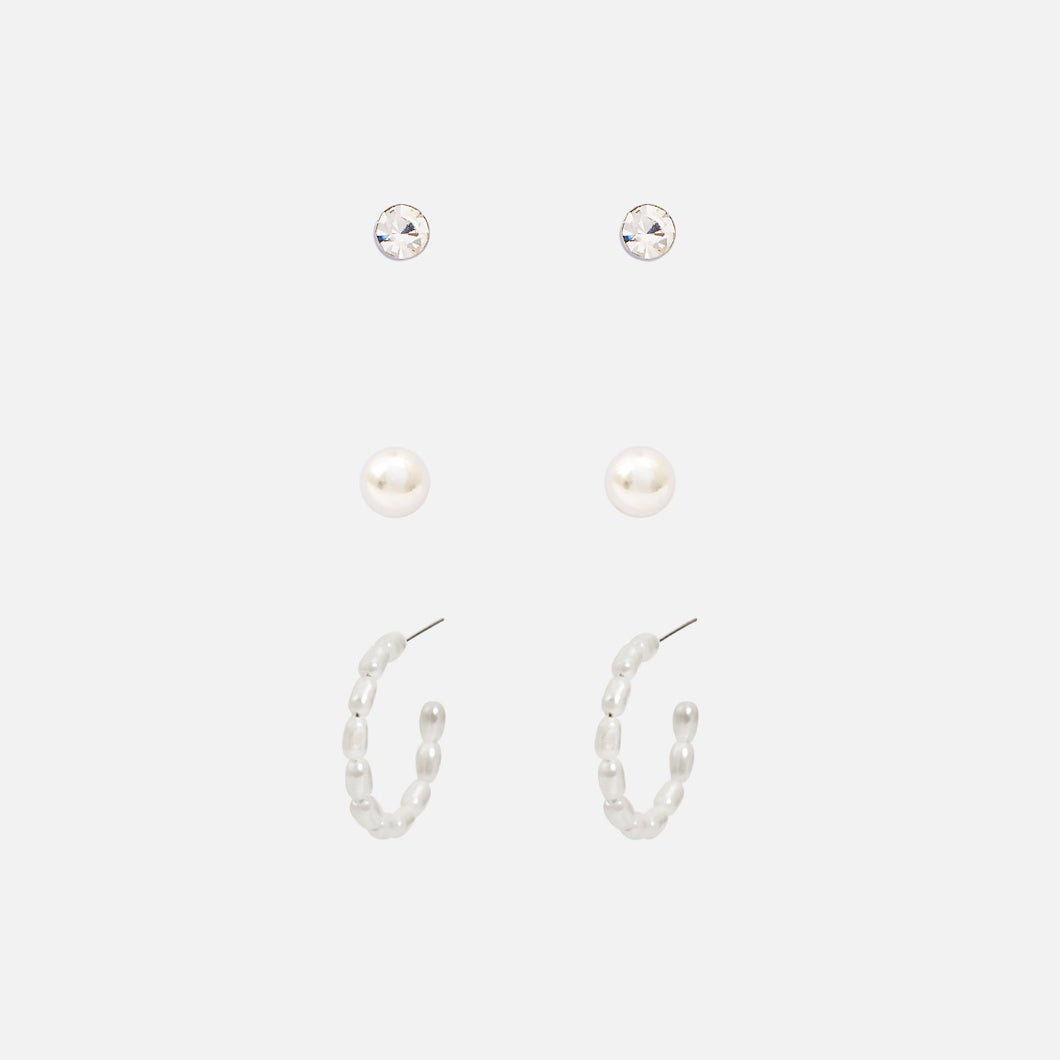 Set of three silvered earrings fixed and hoops with pearls
