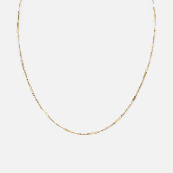Load image into Gallery viewer, Golden stainless steel chain with flat inserts   

