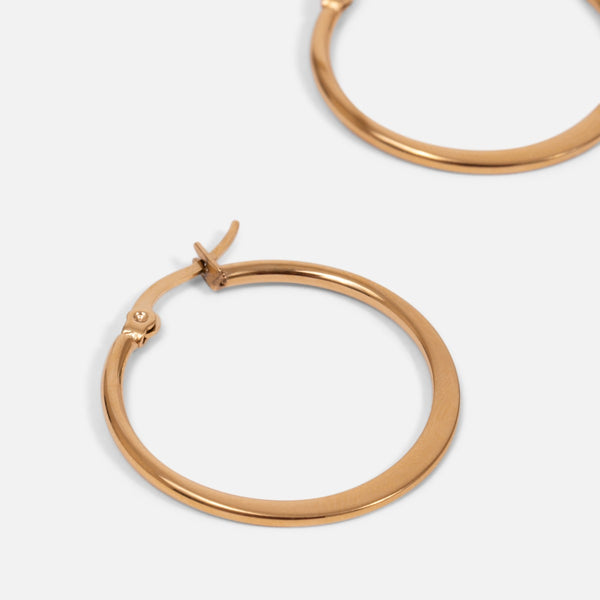 Load image into Gallery viewer, Stainless steel golden hoop earrings with stable clasp
