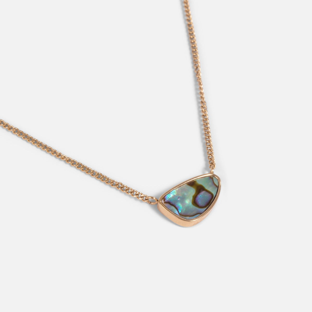 20 inches golden stainless steel necklace with abalone stone 