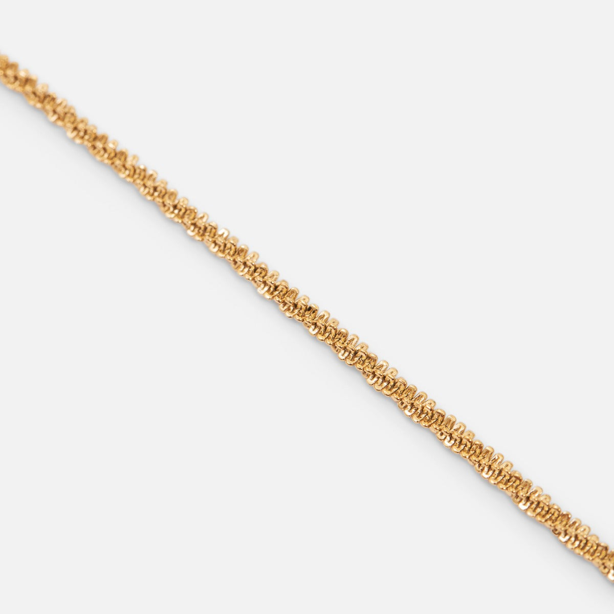 Adjustable golden bracelet in stainless steel