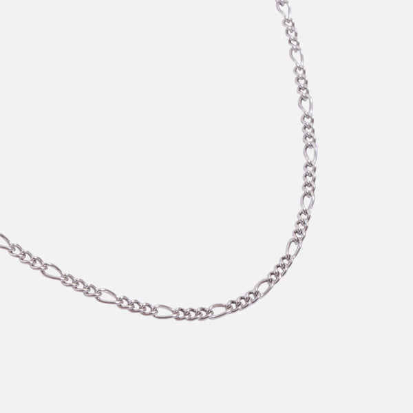 Load image into Gallery viewer, Minimalist necklace in stainless steel and its figaro mesh

