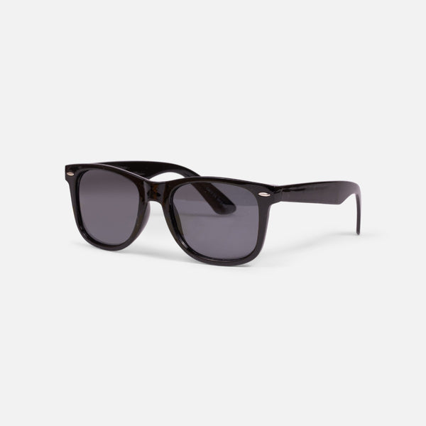 Load image into Gallery viewer, Classic black sunglasses with structured lenses
