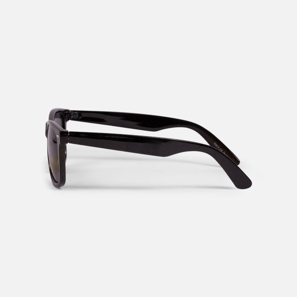 Load image into Gallery viewer, Classic black sunglasses with structured lenses

