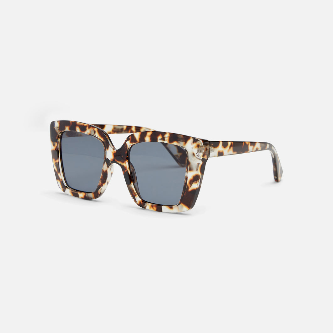 Black square sunglasses with tortoise frame