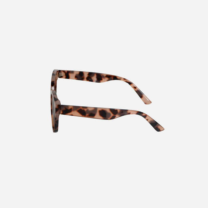 Lunettes de soleil oeil de chat à monture tortoise