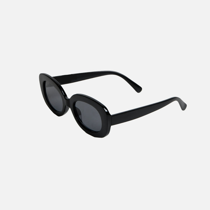 Lunettes de soleil noires ovales