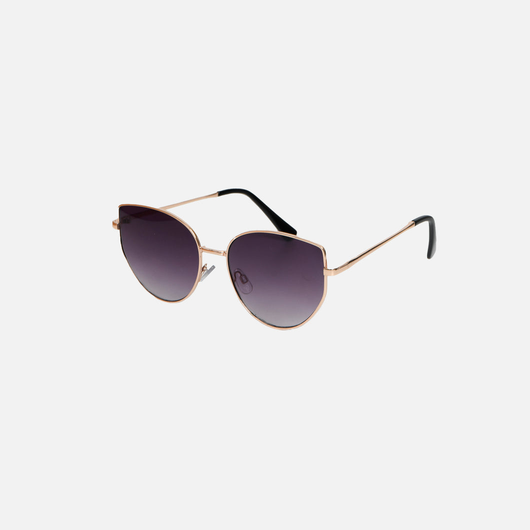 Cat eye sunglasses with thin gold frame