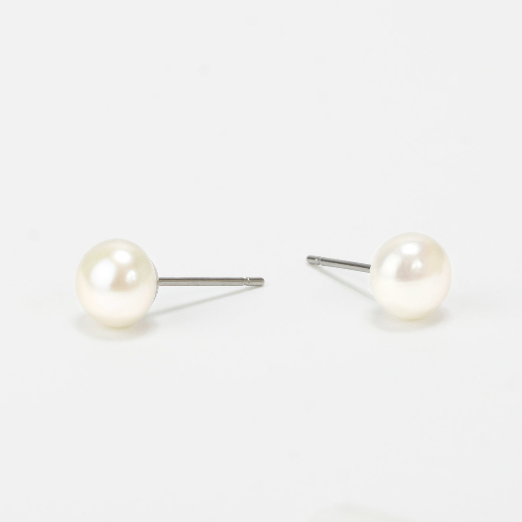 Boucles d'oreilles perles d'eau douce 8 mm acier inoxydable