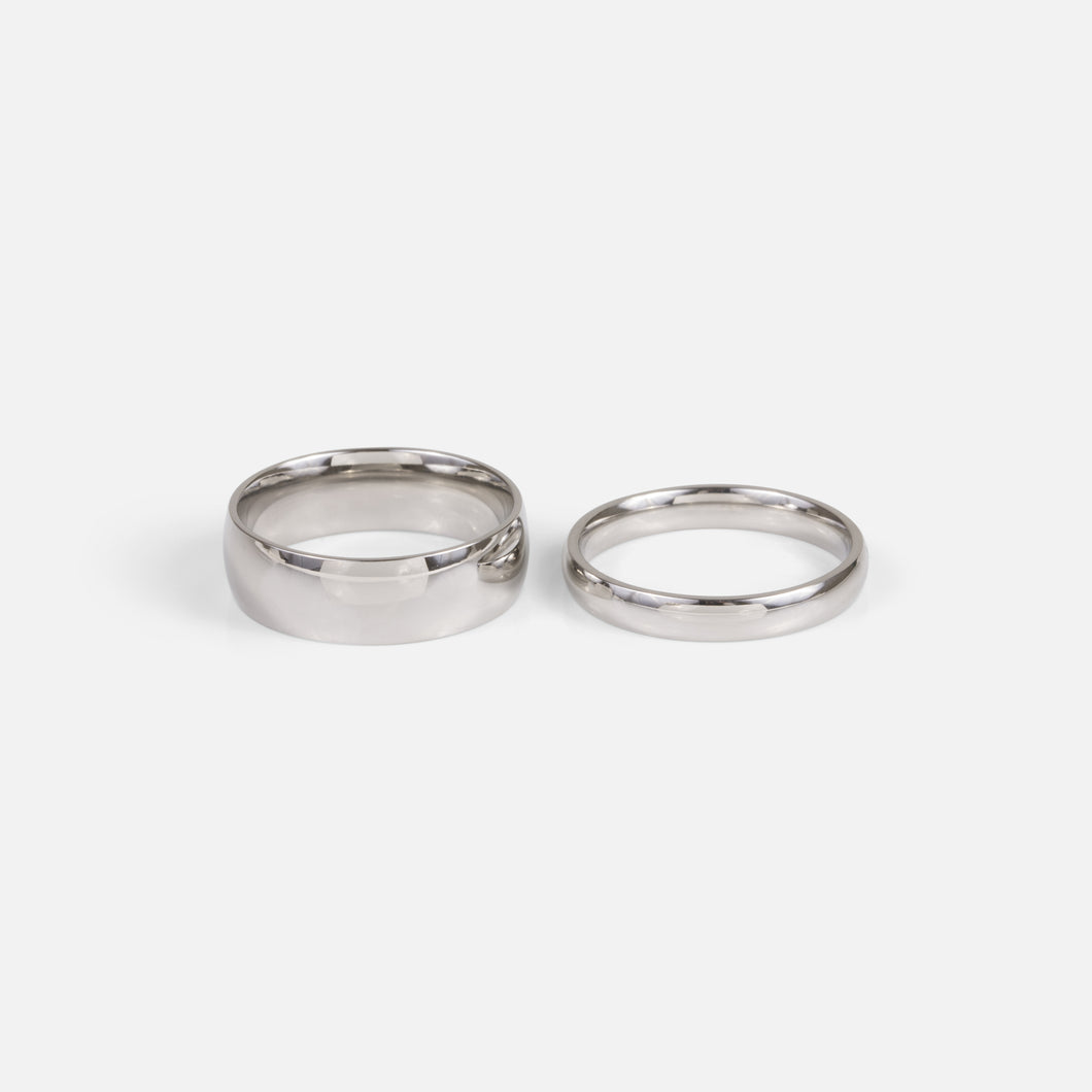 Set of 2 silvered plain stainless steel rings