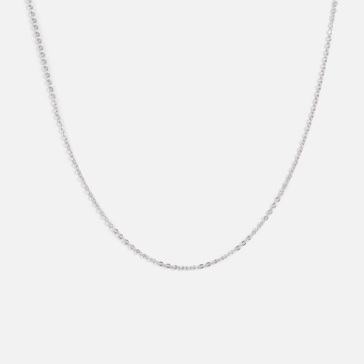 Thin silvered stainless steel chain (18’’)