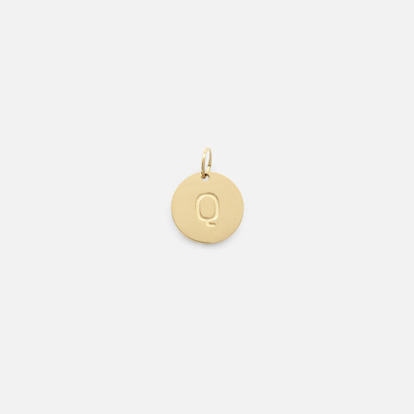 Load image into Gallery viewer, Small symbolic golden charm engraved with the letter of the alphabet &quot;q&quot;
