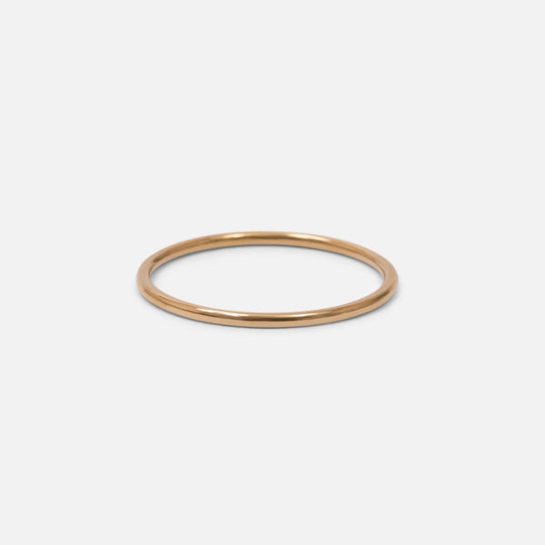 Load image into Gallery viewer, Set of two golden stainless steel rings with a green round stone
