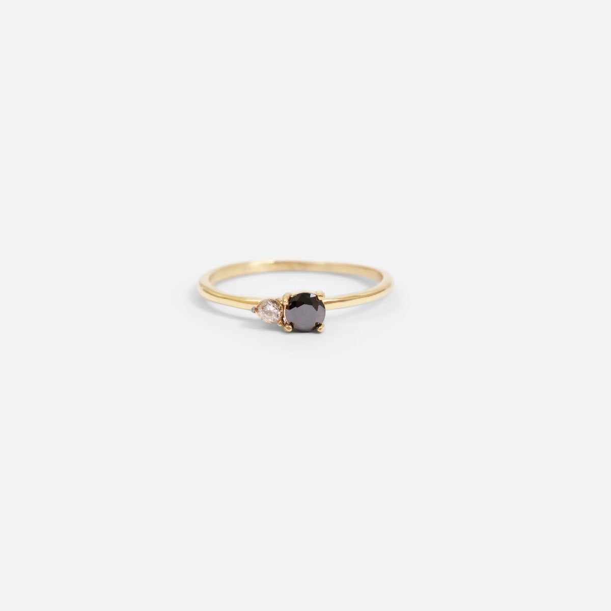 Bague dorée acier inoxydable et zircons cubiques