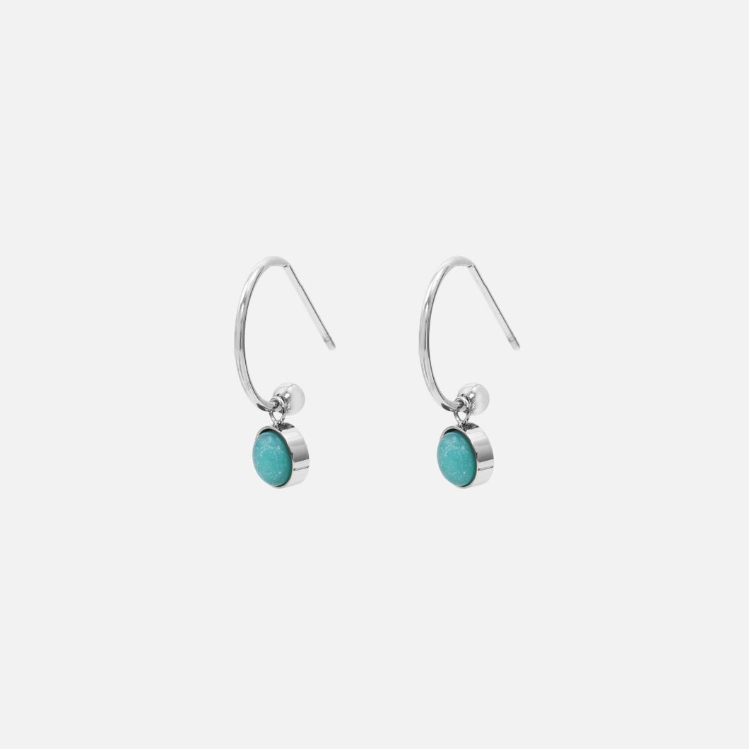 Boucles d’oreilles demi-anneaux argentés avec breloque pierre bleue en acier inoxydable