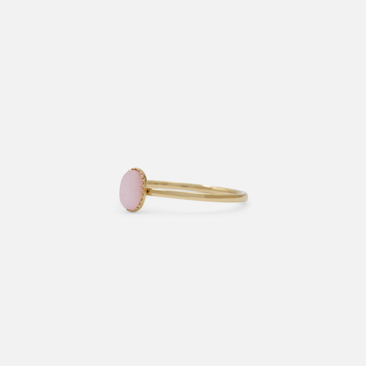 Set of golden stainless steel rings with pink stone and pearl