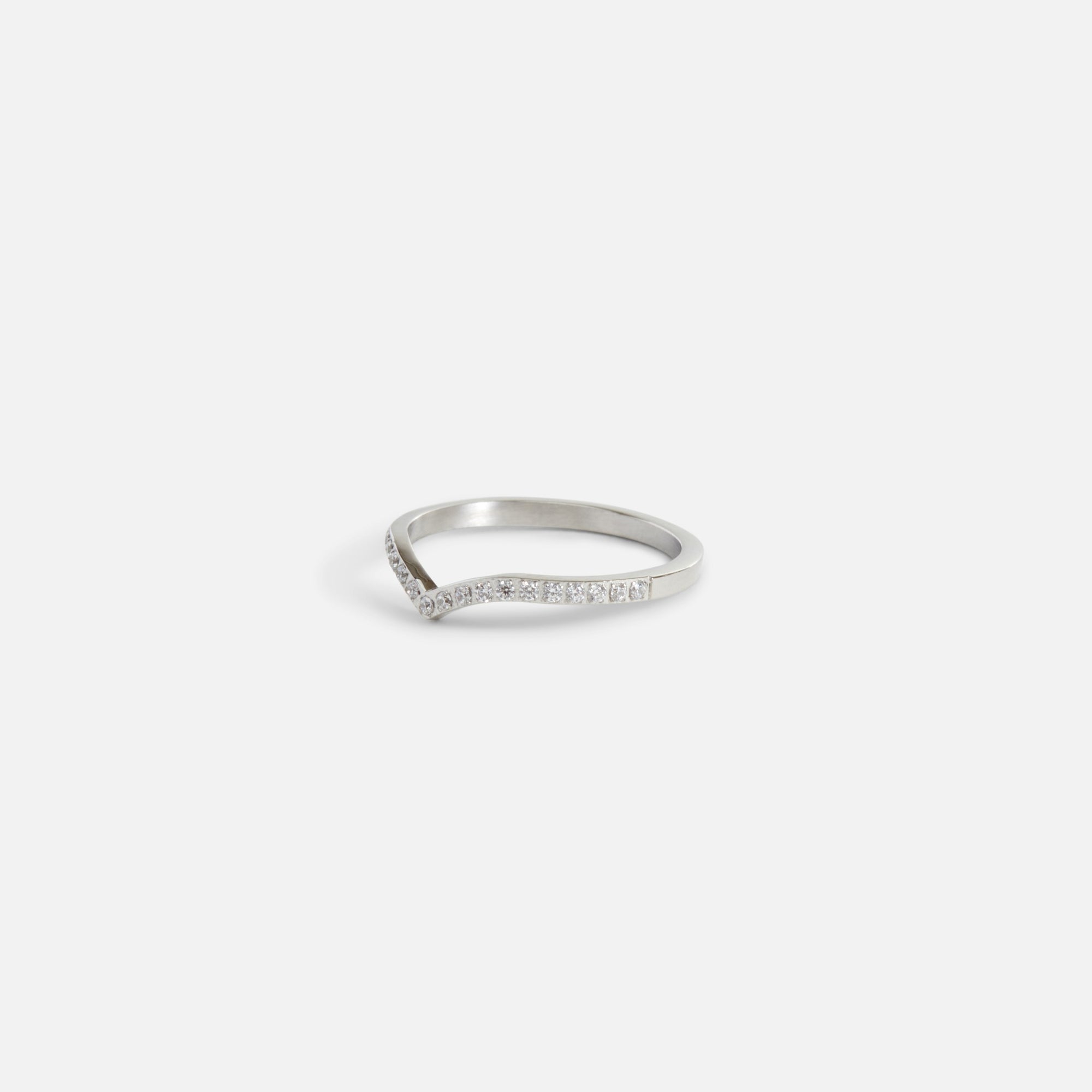 Set of silver rings v shape in stainless steel