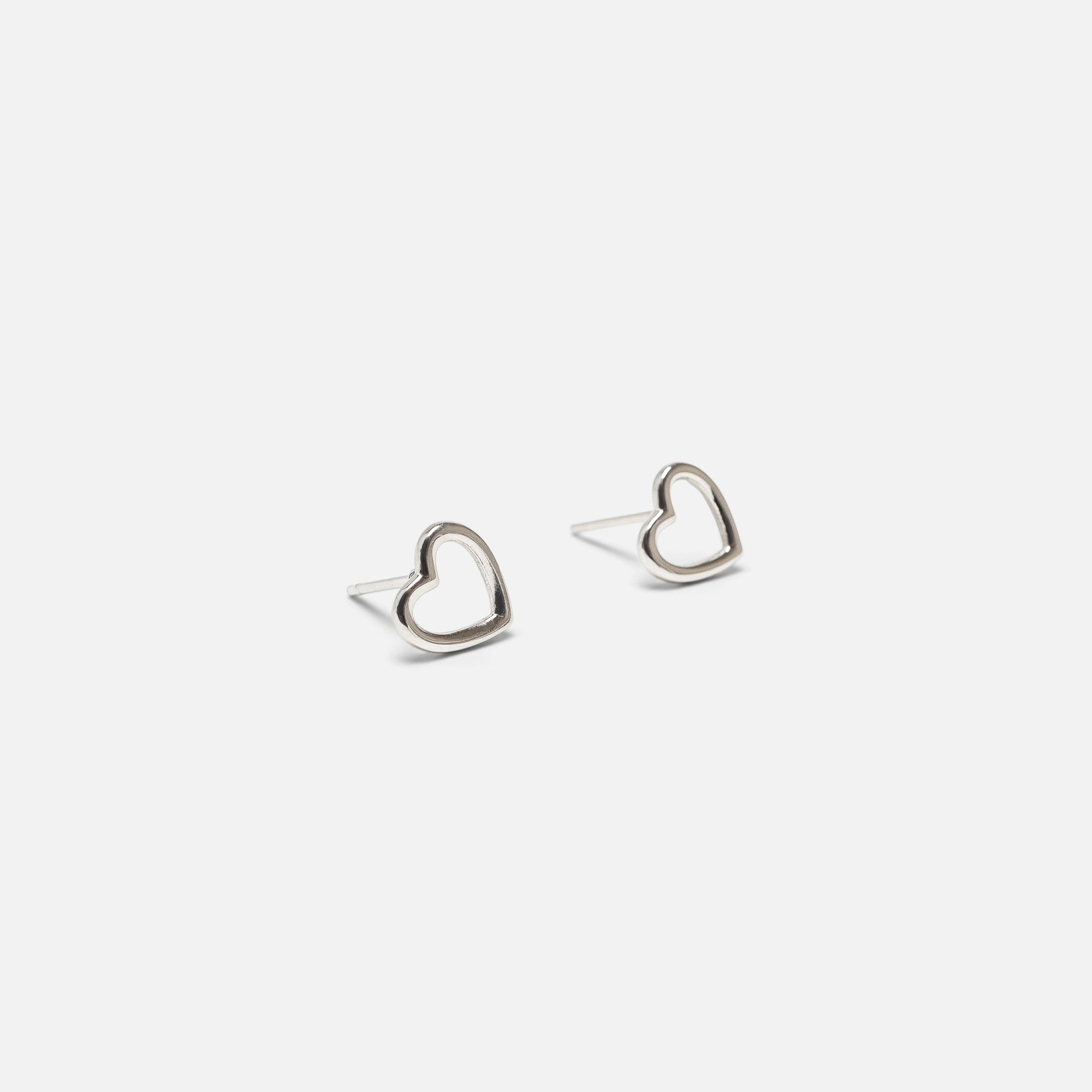 Silvered fixed earrings with stainless steel heart