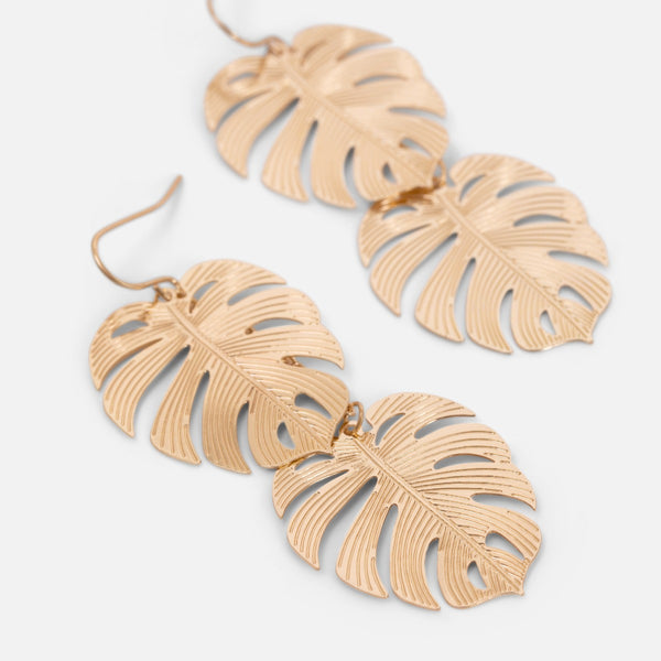Charger l&#39;image dans la galerie, Longues boucles d’oreilles dorées avec motif feuilles de palmier
