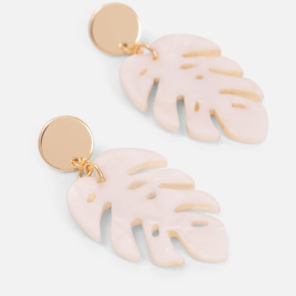 Load image into Gallery viewer, Long golden earrings with mother-of-pearl palm tree leave charm

