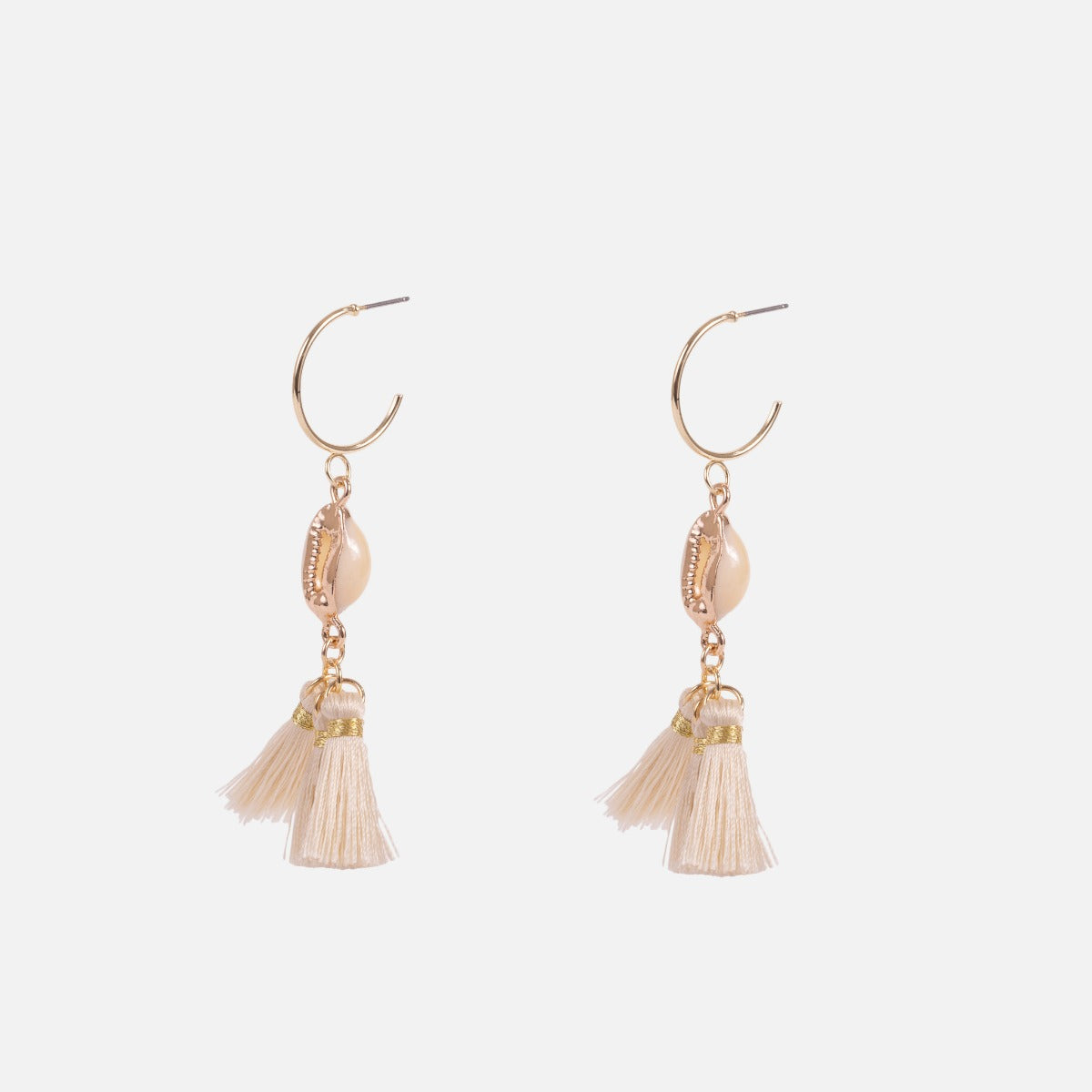 Earrings with shell and tassels