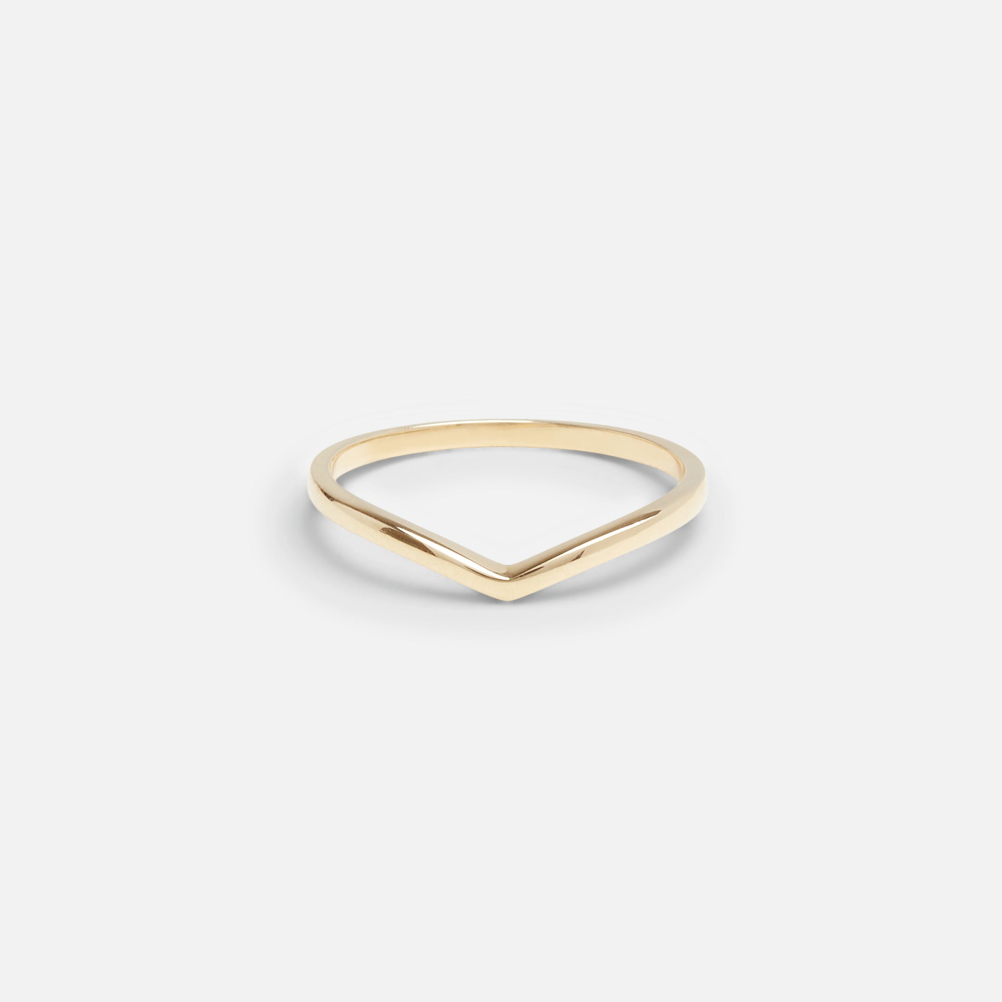 10k yellow gold v-shaped ring