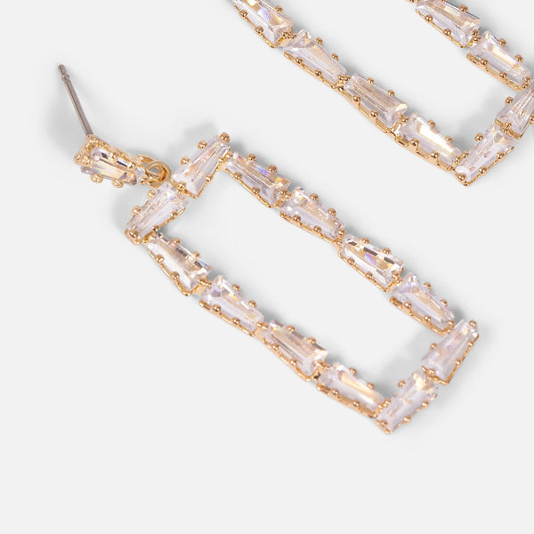 Load image into Gallery viewer, Long golden earrings in rectangular shape with stones
