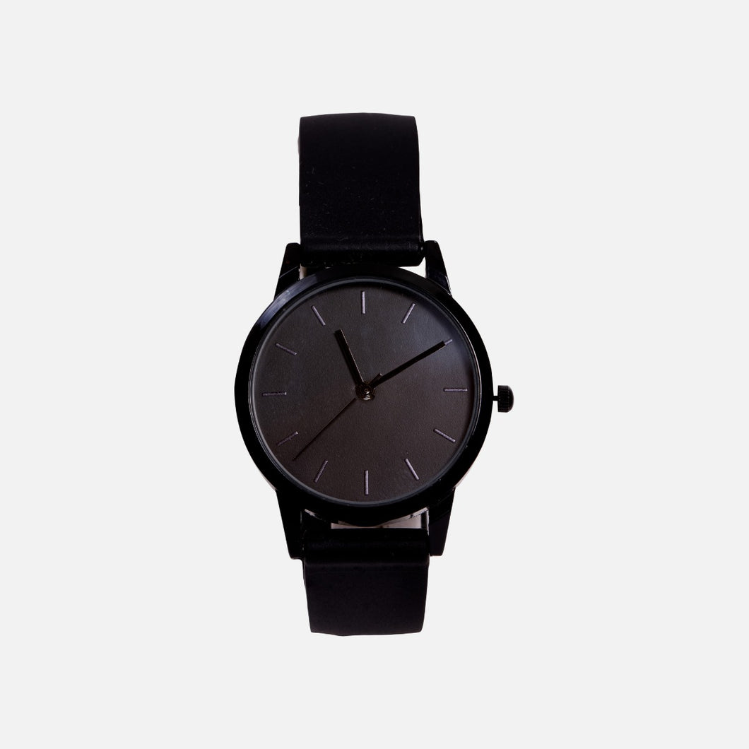 Collection innova - montre noire avec cadran rond et bracelet en silicone
